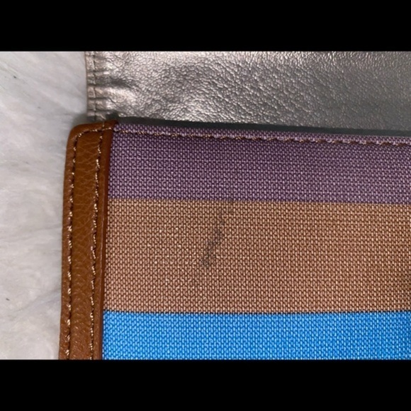 Nine West colorful wallet! 🌈 - Picture 4 of 9